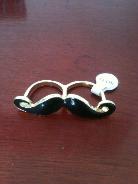 Anel Bigode Preto